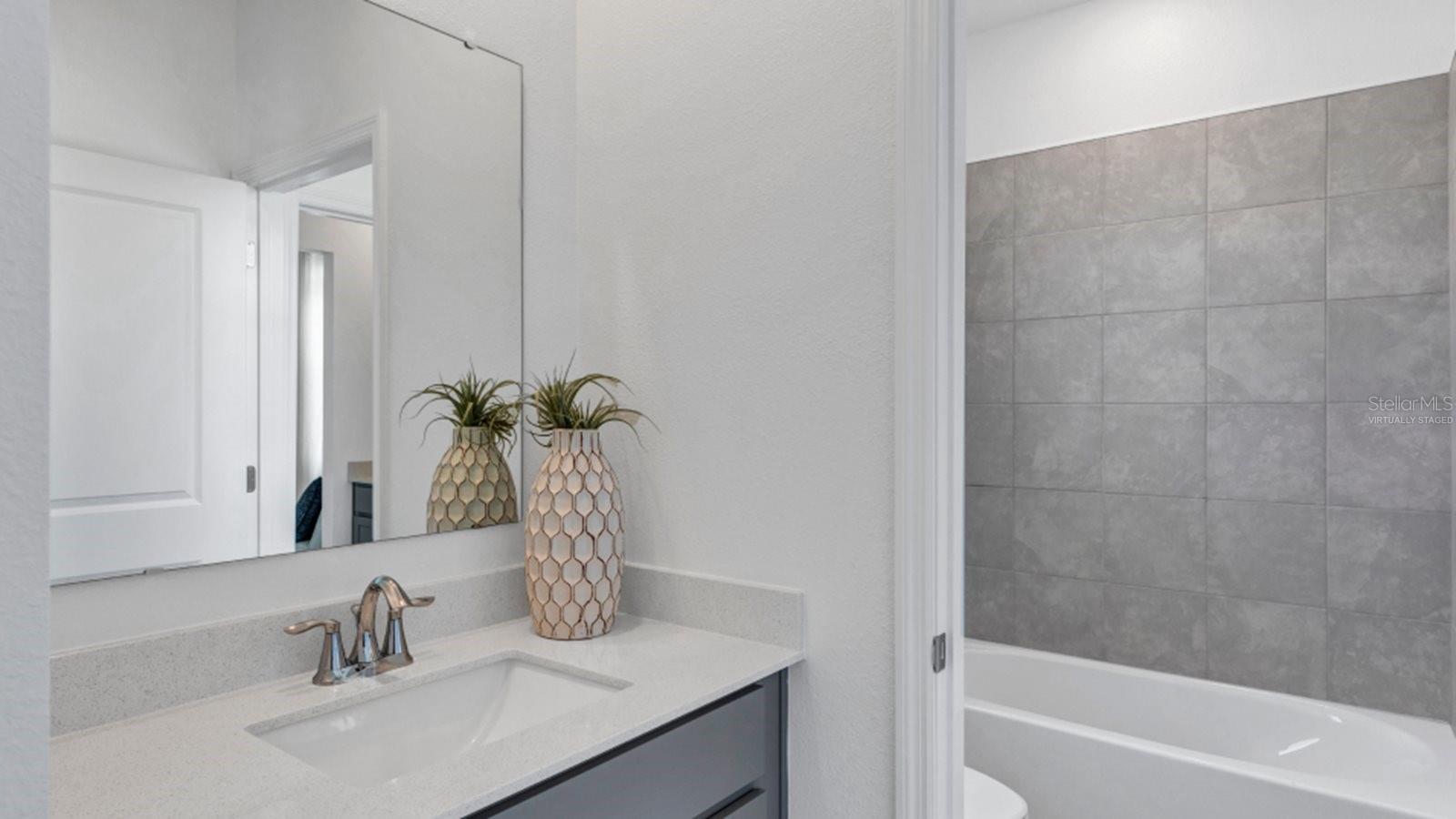 804 AUBEY LN, DEBARY, FL, 32713