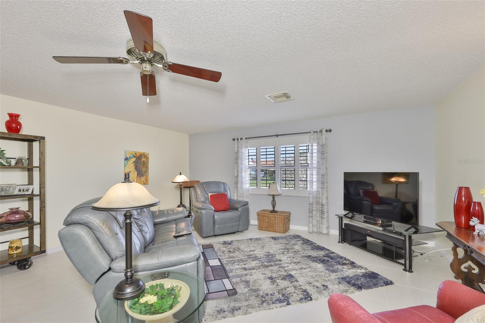1809 GRANVILLE LN, SUN CITY CENTER, FL, 33573