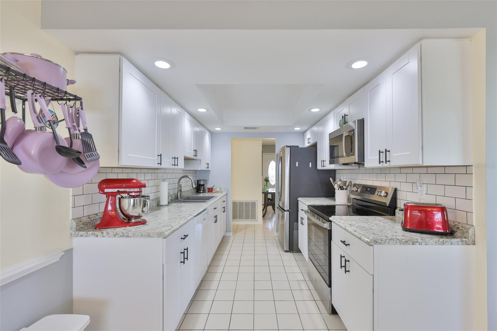 1809 GRANVILLE LN, SUN CITY CENTER, FL, 33573