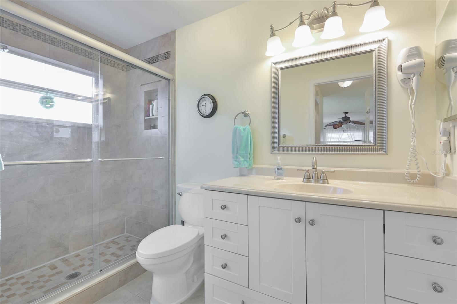 1809 GRANVILLE LN, SUN CITY CENTER, FL, 33573