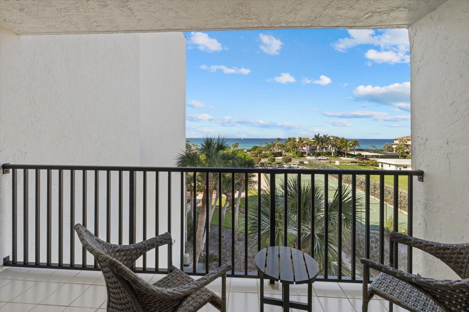 3240 GULF OF MEXICO DR #B402, LONGBOAT KEY, FL, 34228