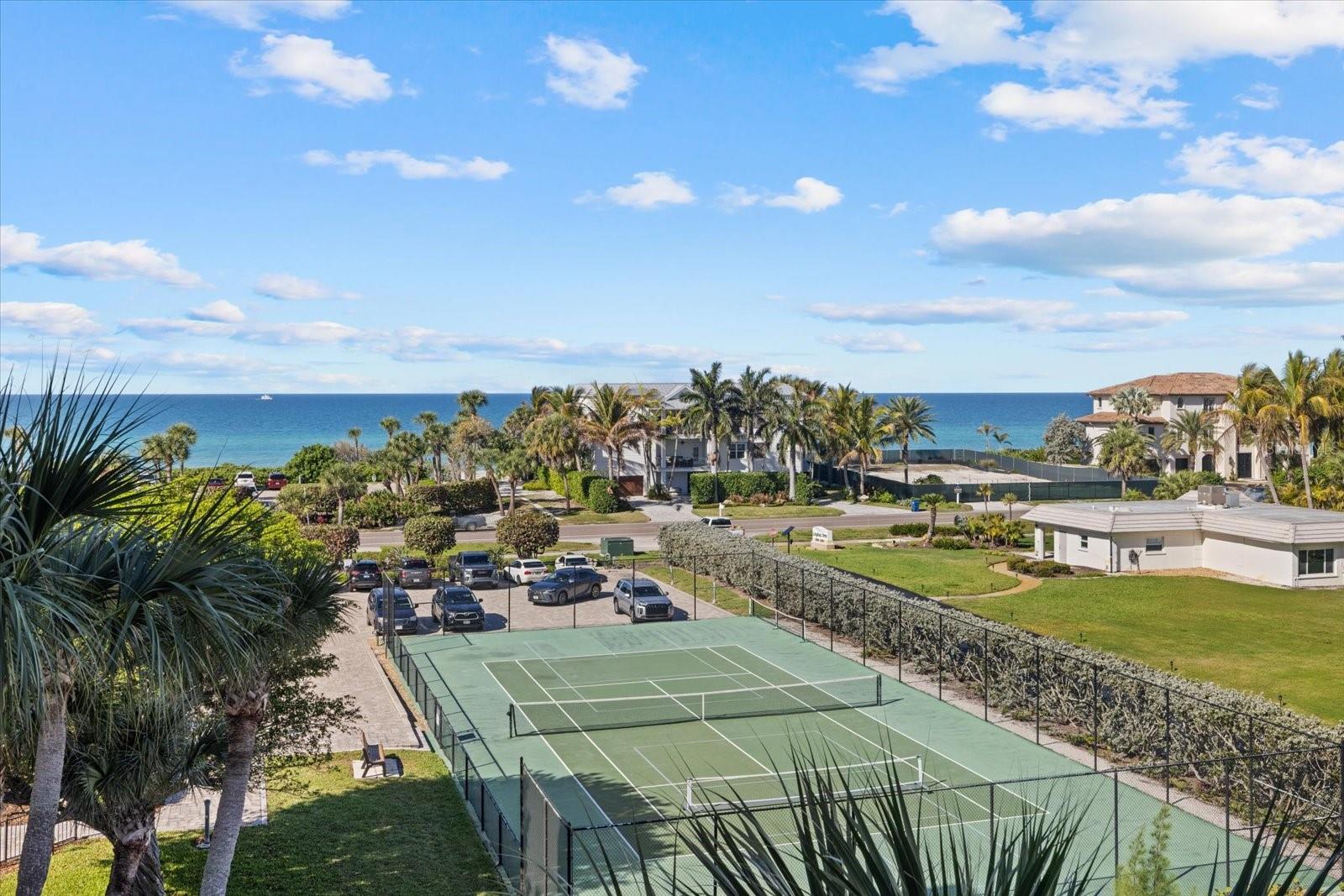3240 GULF OF MEXICO DR #B402, LONGBOAT KEY, FL, 34228