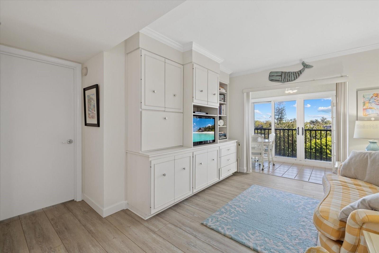 3240 GULF OF MEXICO DR #B402, LONGBOAT KEY, FL, 34228