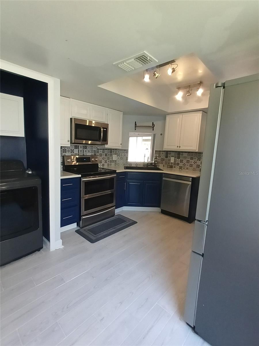 1025 KELSEY AVE, OVIEDO, FL, 32765