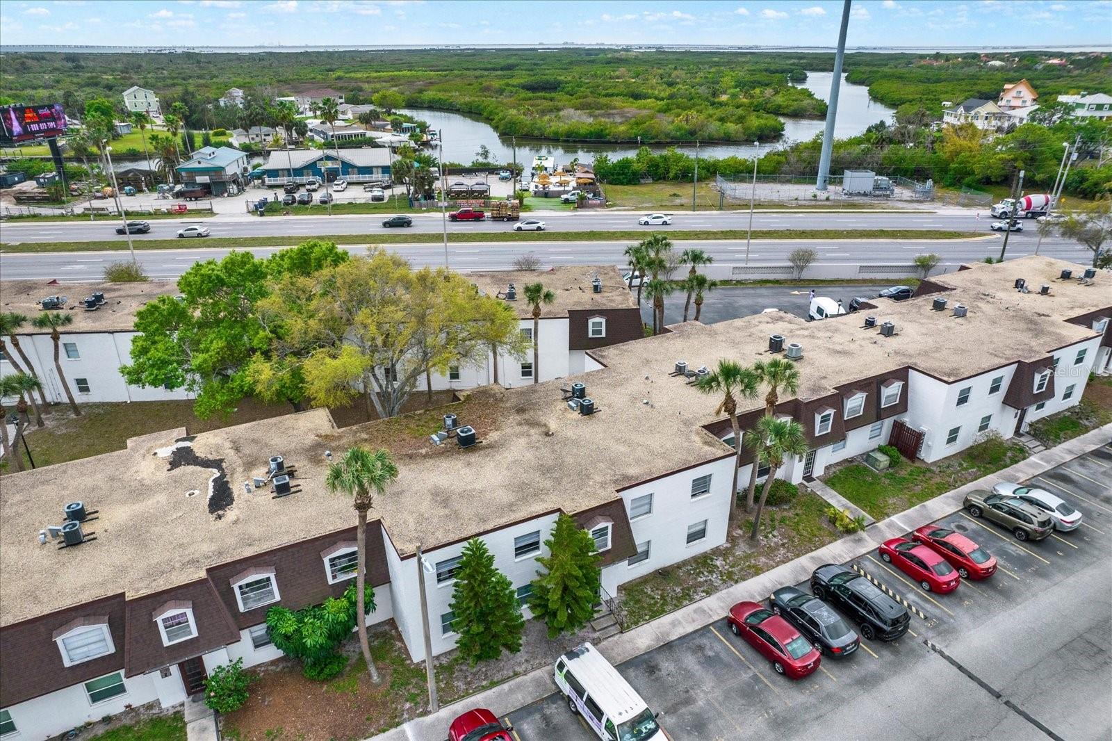 9130 TUDOR DR #M105, TAMPA, FL, 33615