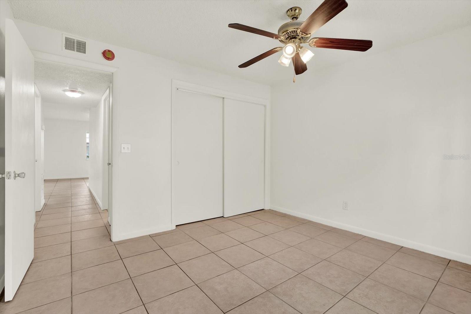 9130 TUDOR DR #M105, TAMPA, FL, 33615