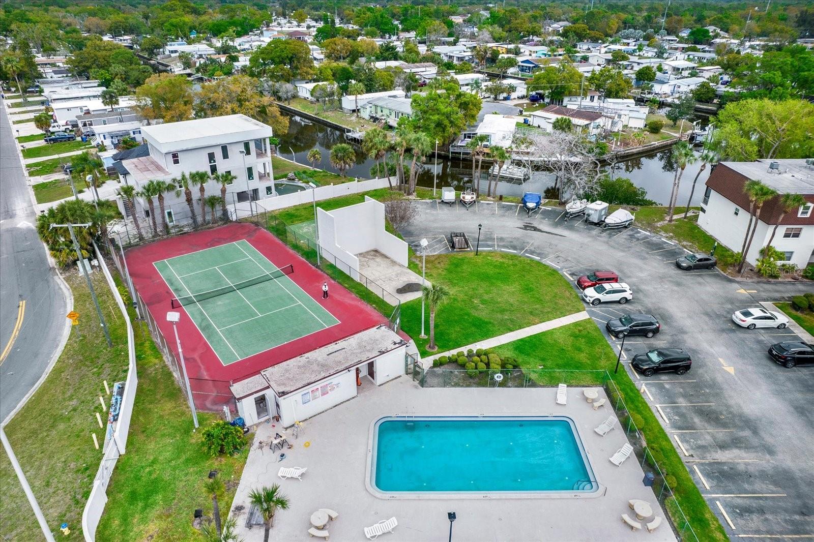 9130 TUDOR DR #M105, TAMPA, FL, 33615