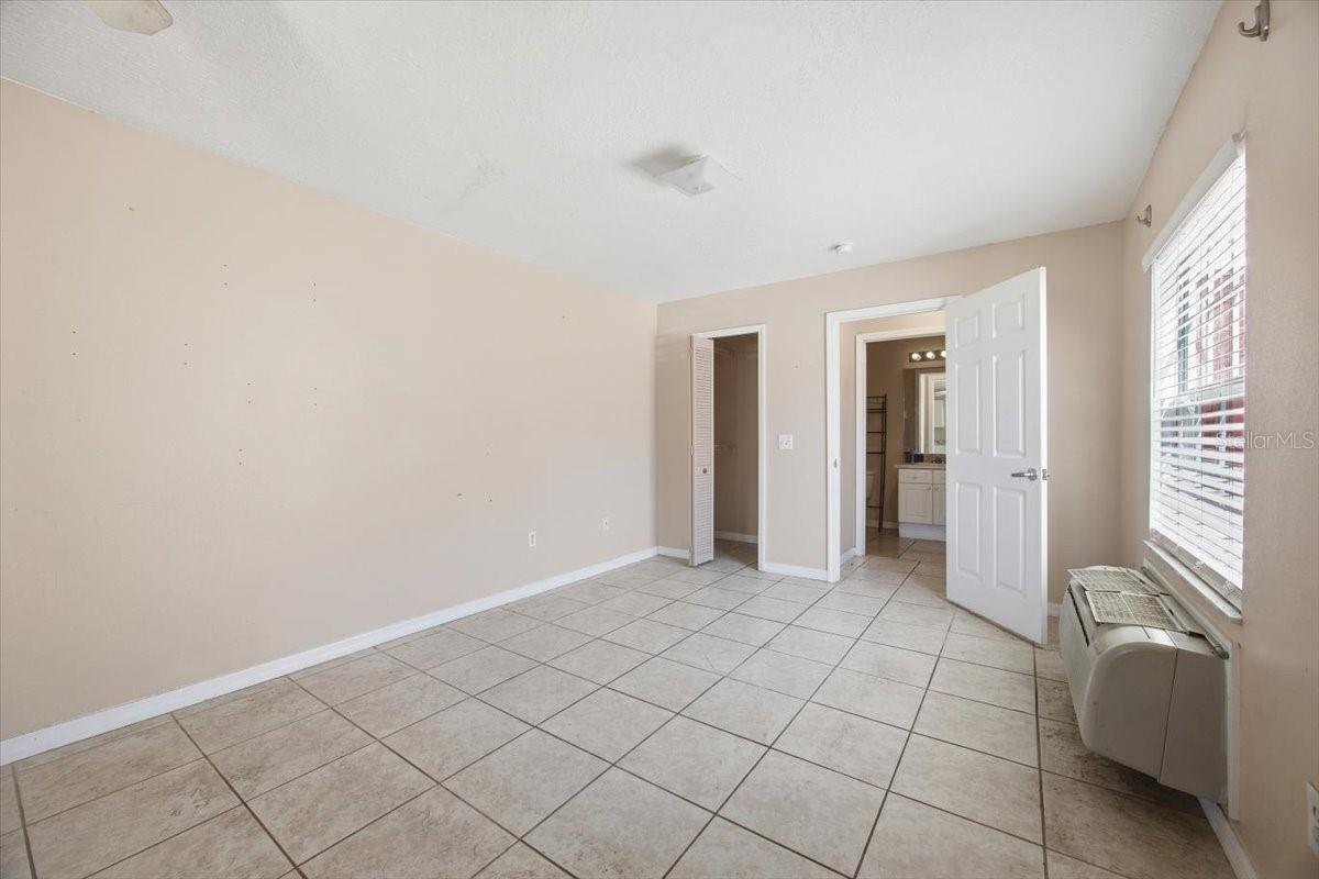 130 COCO PLUM DR #Front Unit, DAVENPORT, FL, 33897