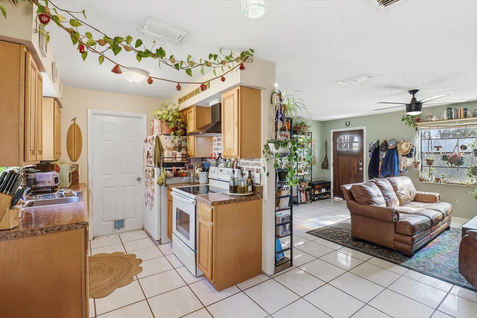 75 ROSE AVE, BEVERLY HILLS, FL, 34465