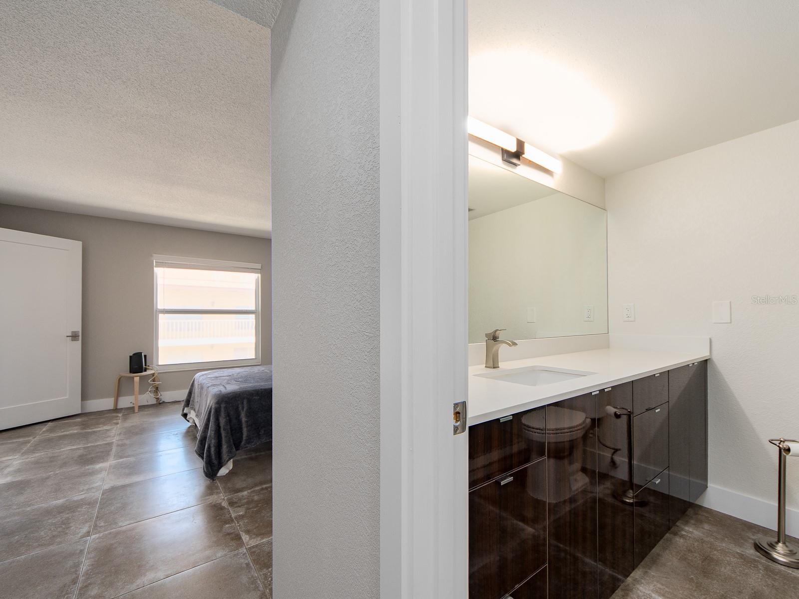 105 ISLAND WAY #143, CLEARWATER, FL, 33767