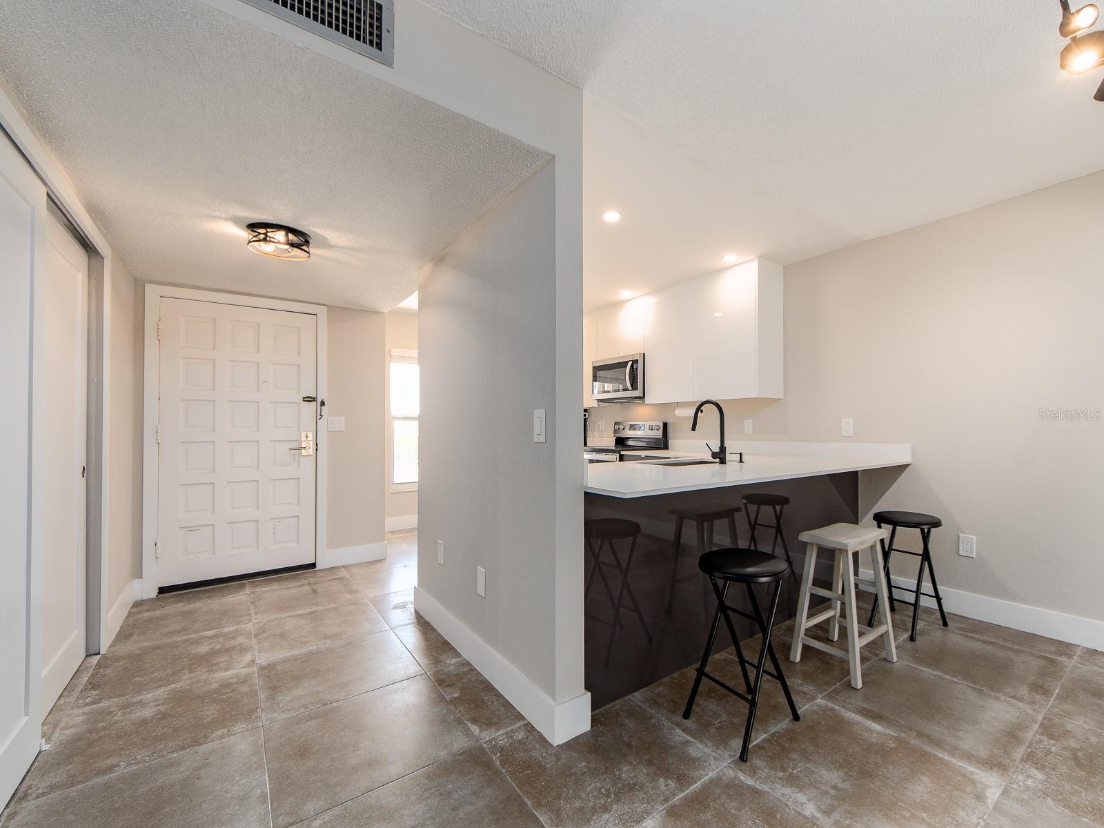 105 ISLAND WAY #143, CLEARWATER, FL, 33767