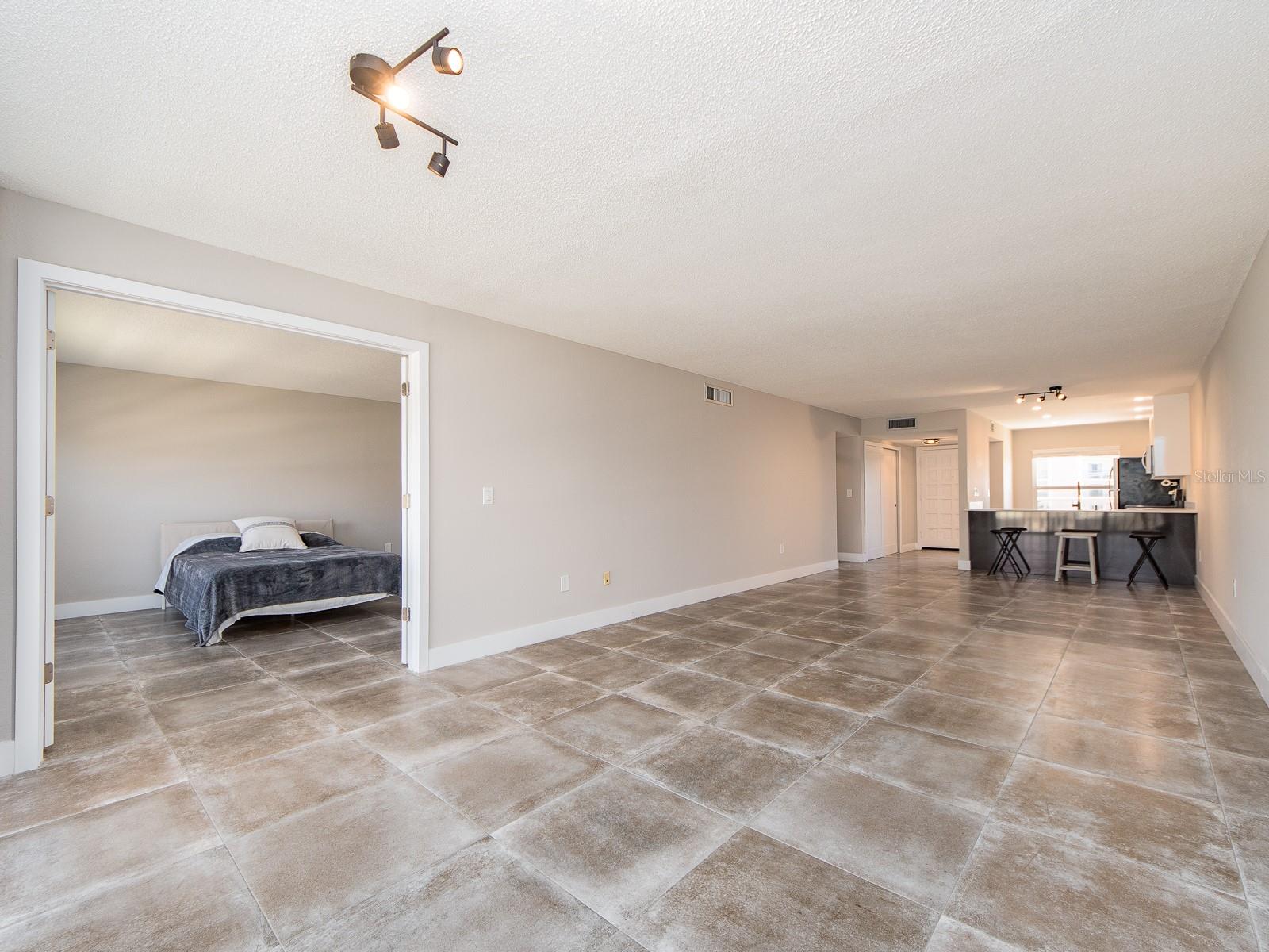 105 ISLAND WAY #143, CLEARWATER, FL, 33767