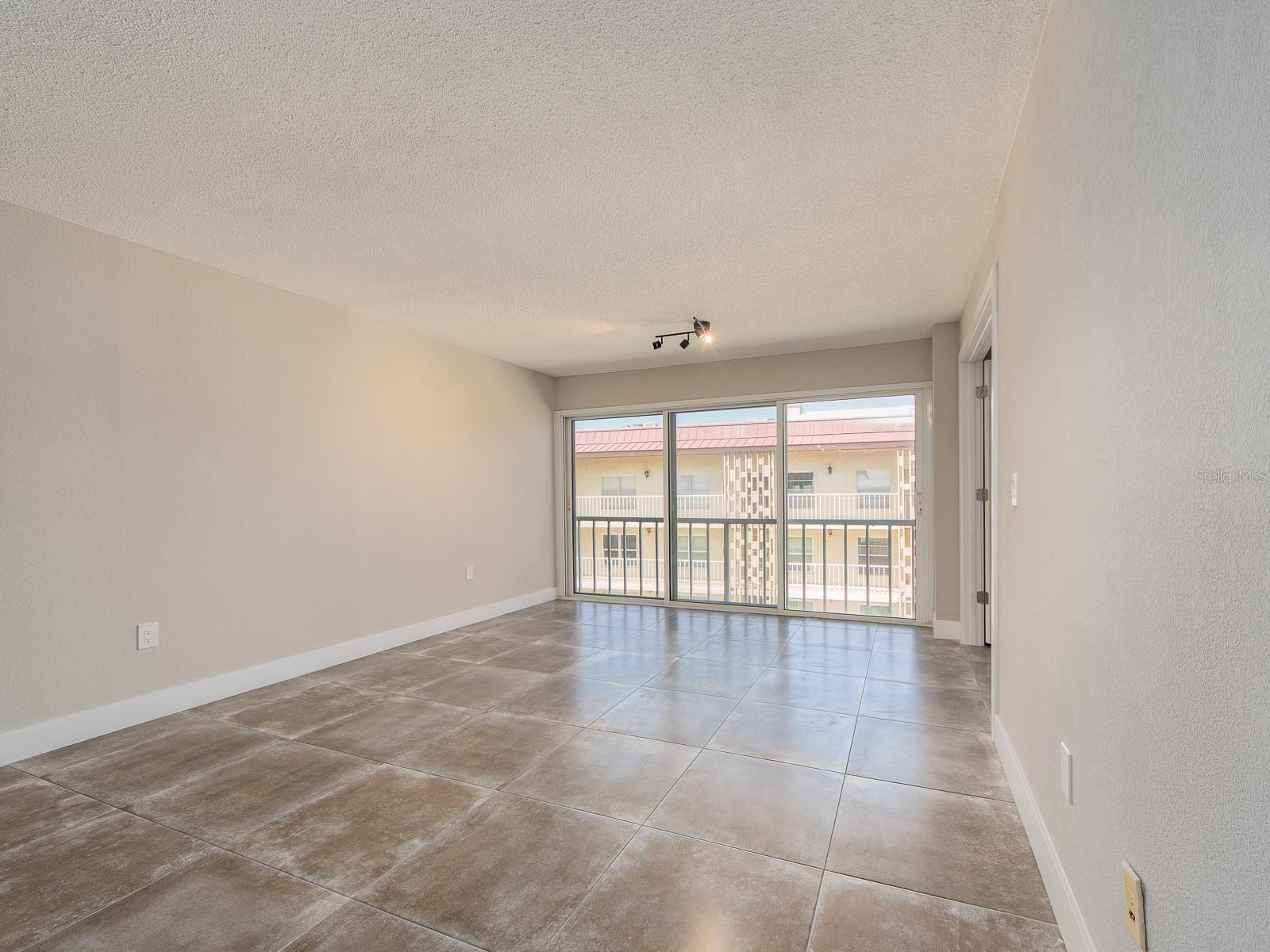 105 ISLAND WAY #143, CLEARWATER, FL, 33767
