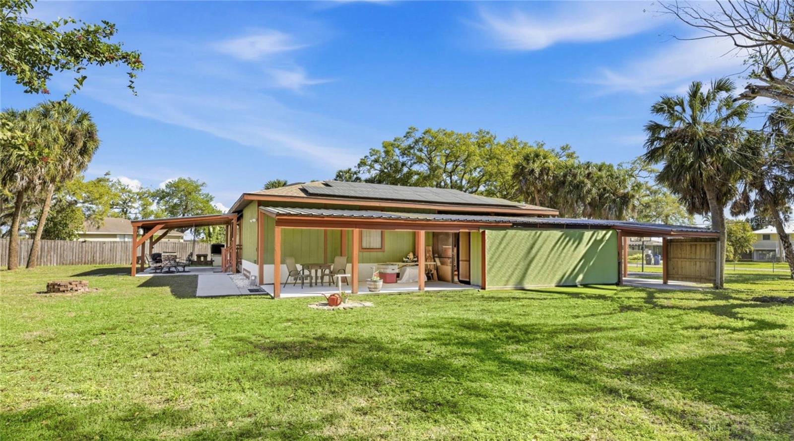 906 TROPICAL DR, BRADENTON, FL, 34208