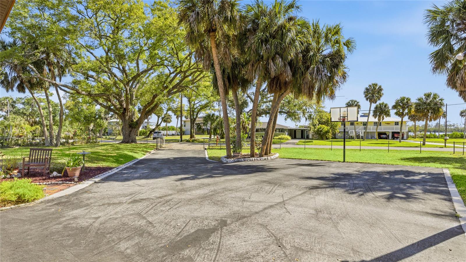 906 TROPICAL DR, BRADENTON, FL, 34208