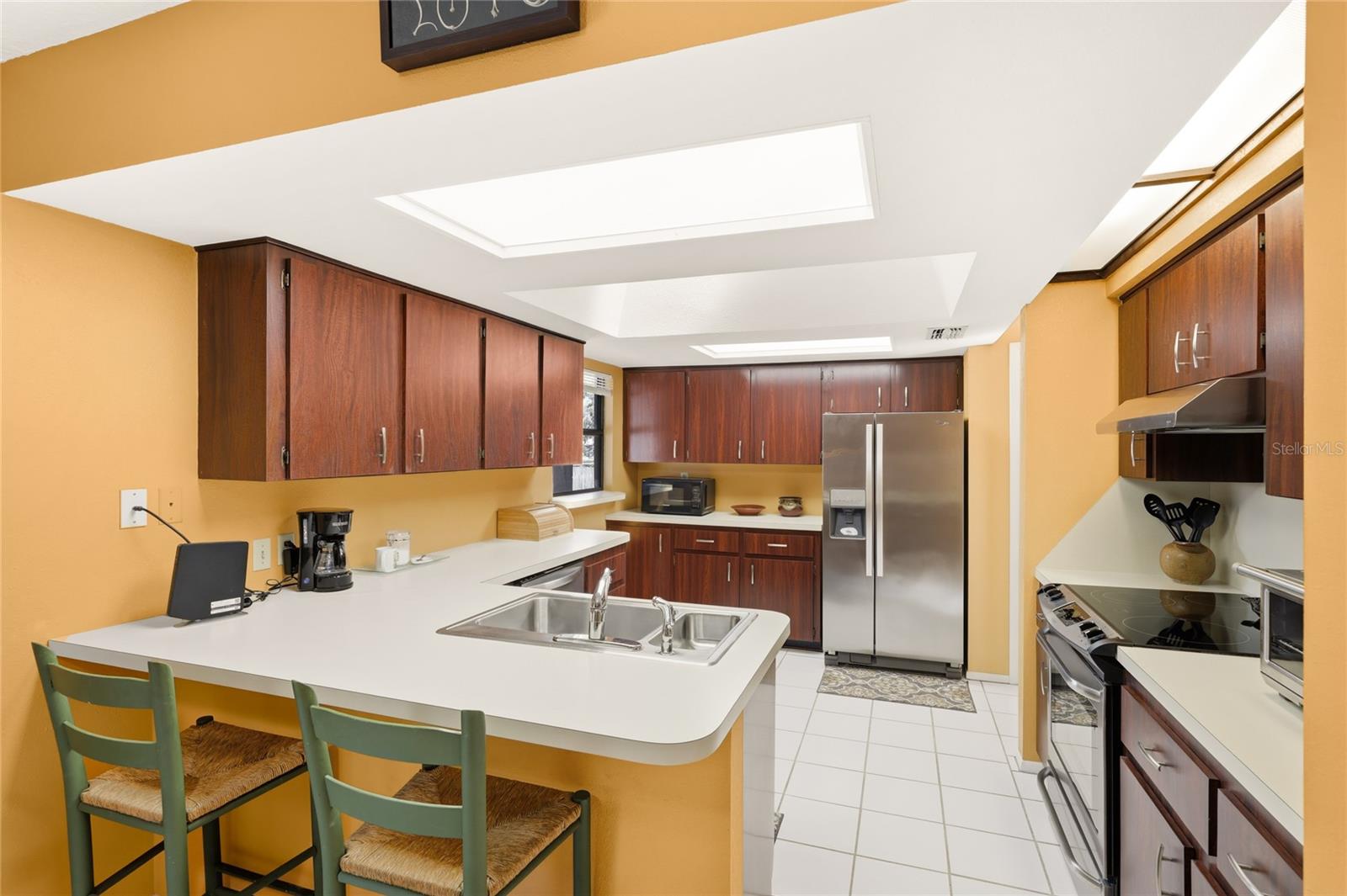 906 TROPICAL DR, BRADENTON, FL, 34208