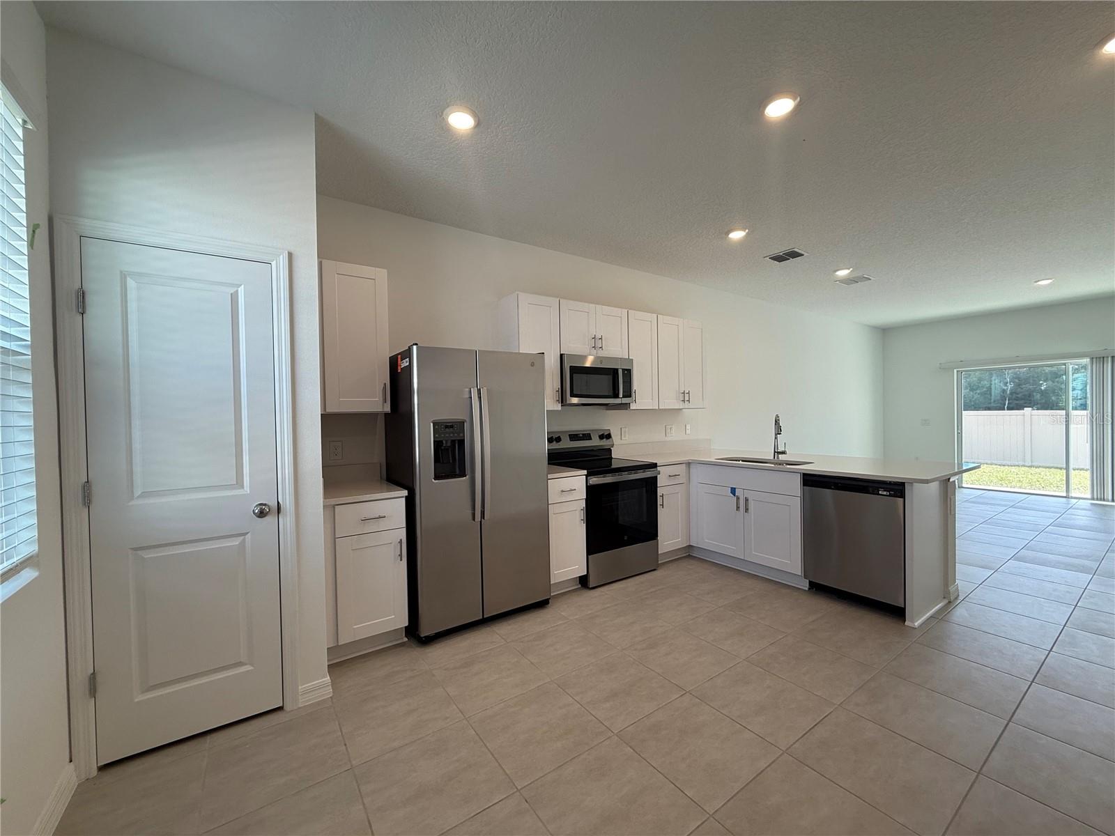 3009 SKYLINE LOOP, KISSIMMEE, FL, 34758