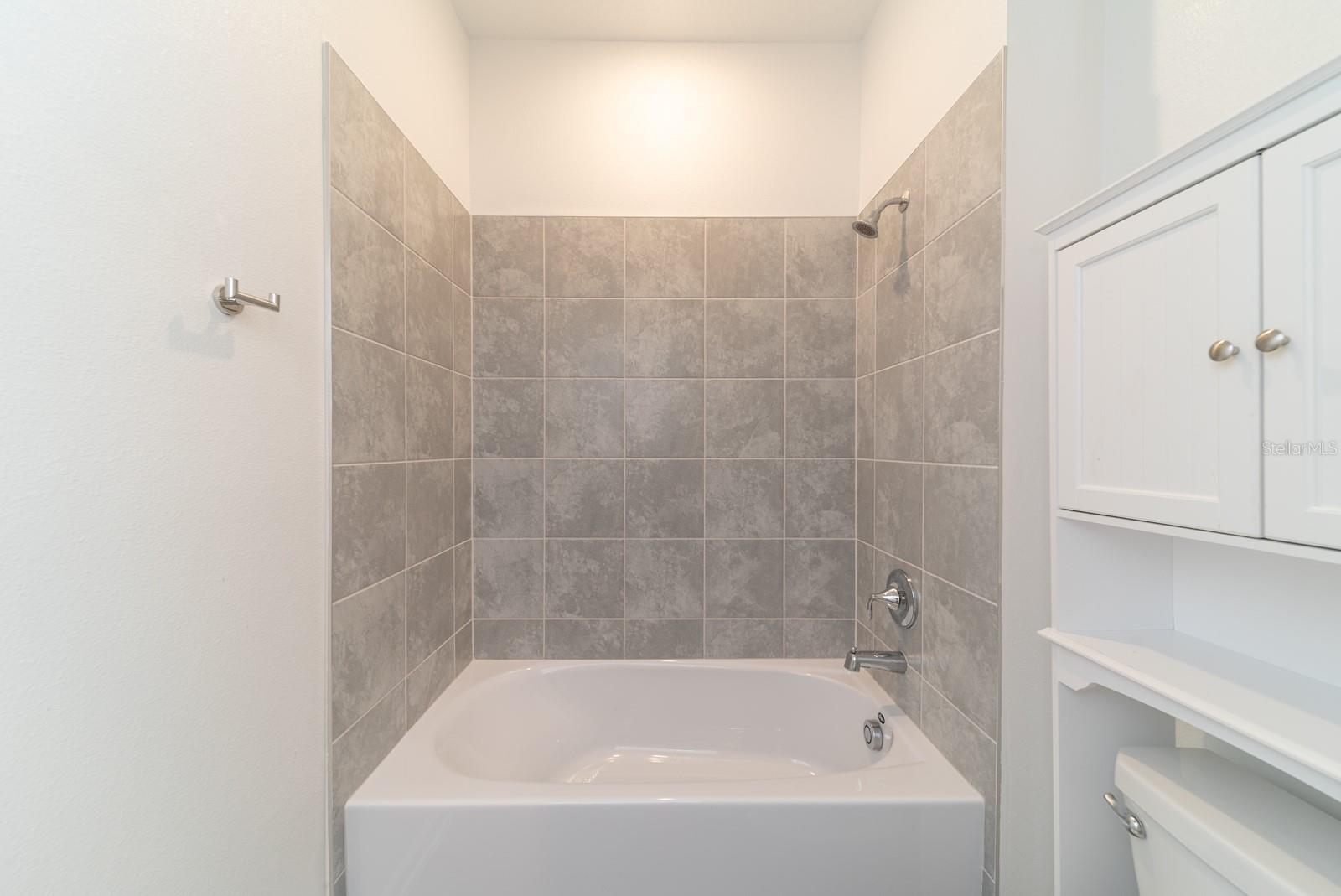 2898 ARMSTRONG AVE, CLERMONT, FL, 34714