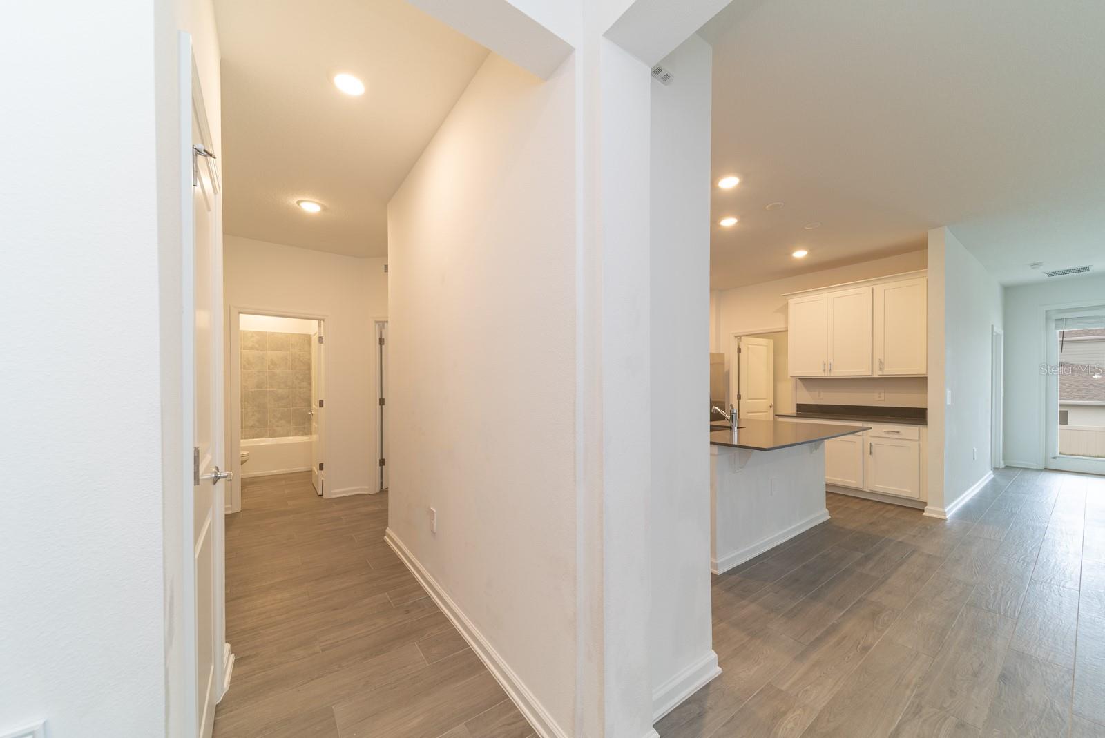 2898 ARMSTRONG AVE, CLERMONT, FL, 34714