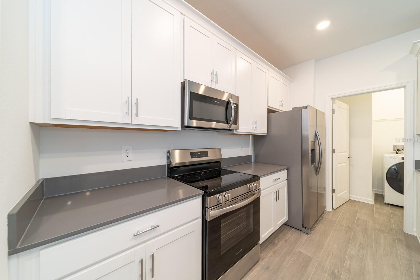 2898 ARMSTRONG AVE, CLERMONT, FL, 34714