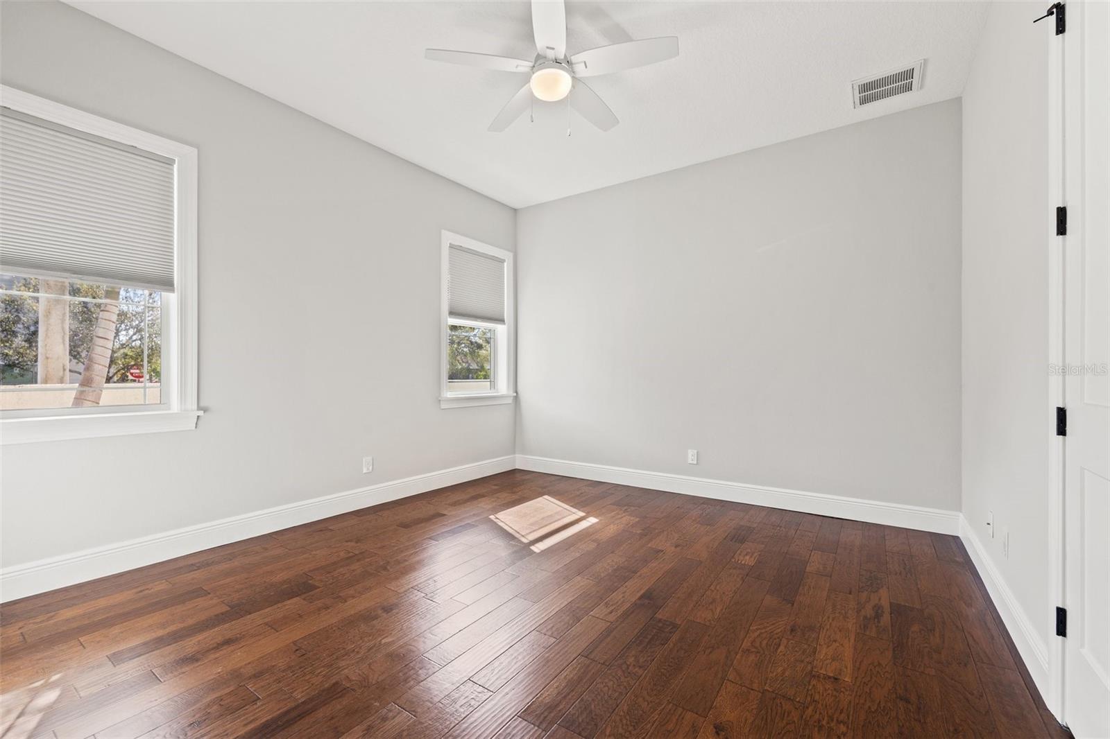 445 29TH AVE N, ST PETERSBURG, FL, 33704