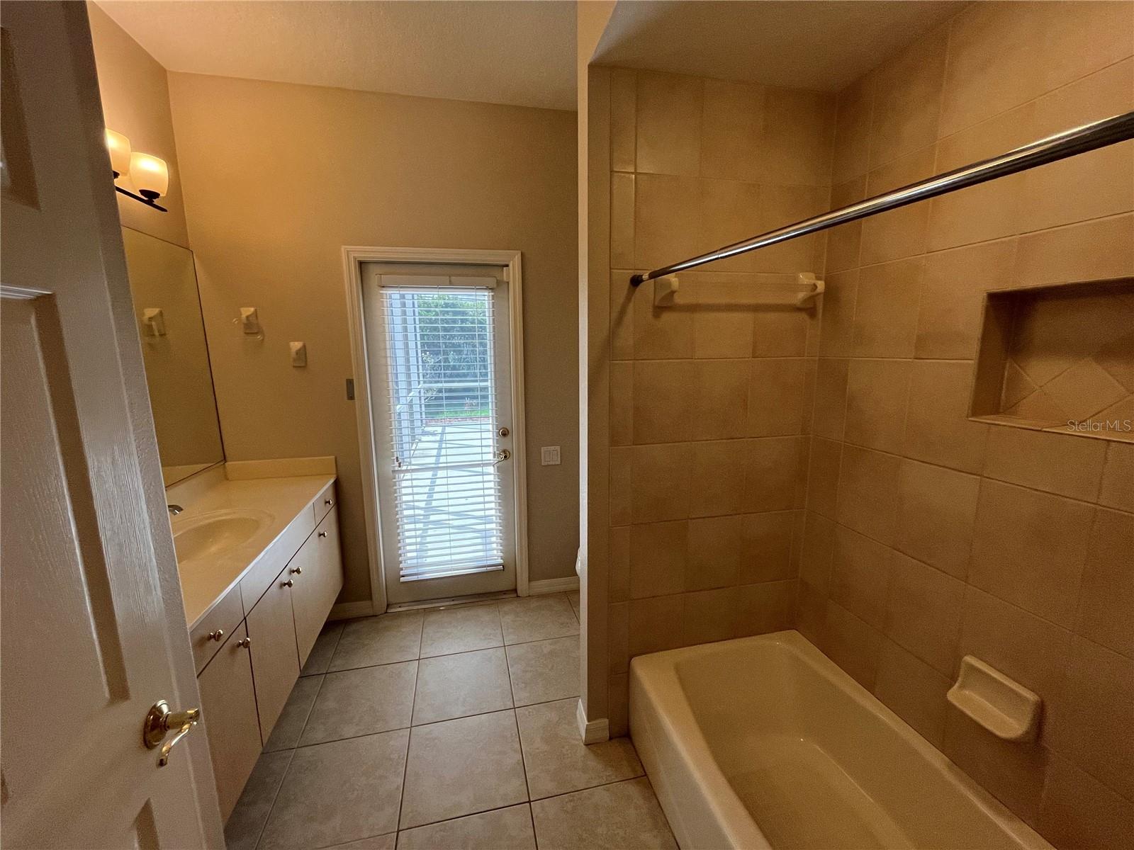 7016 TREYMORE CT, SARASOTA, FL, 34243