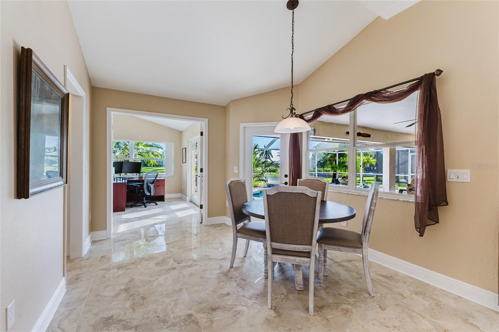 1900 NUREMBERG BLVD, PUNTA GORDA, FL, 33983