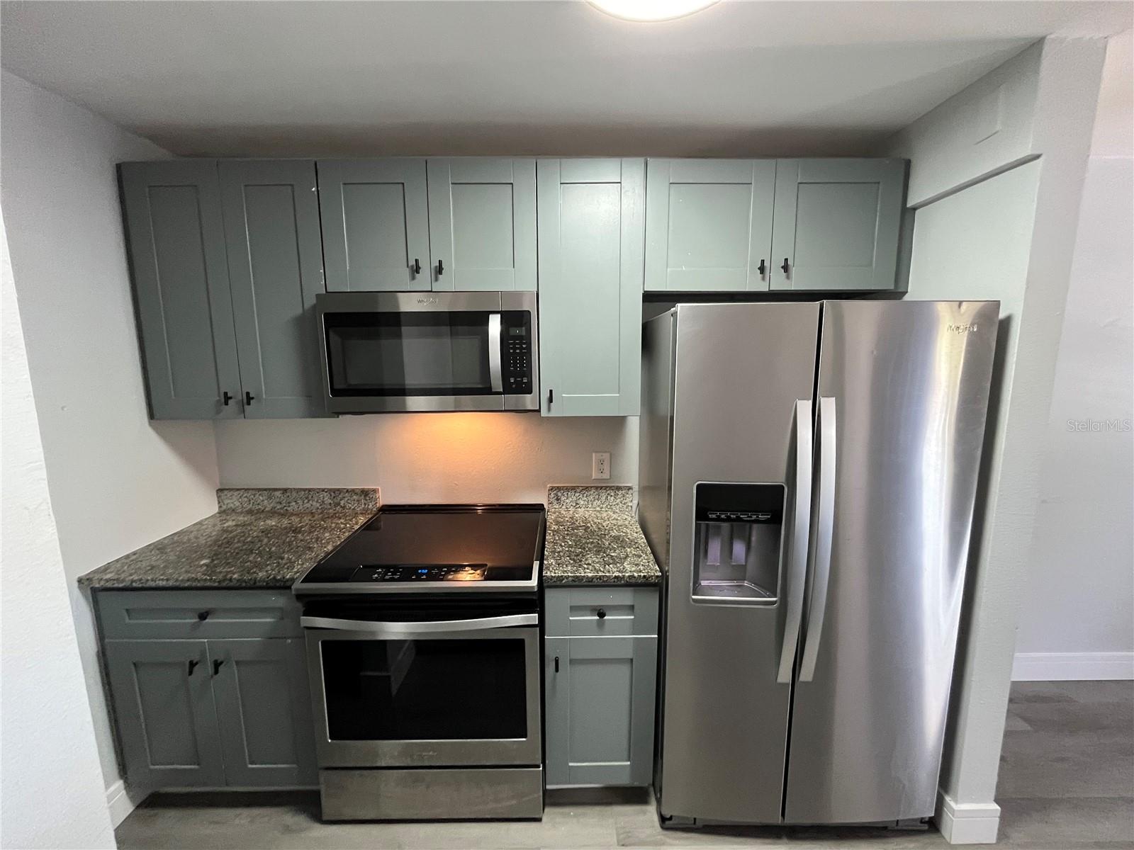 4902 W GANDY BLVD #E106, TAMPA, FL, 33611