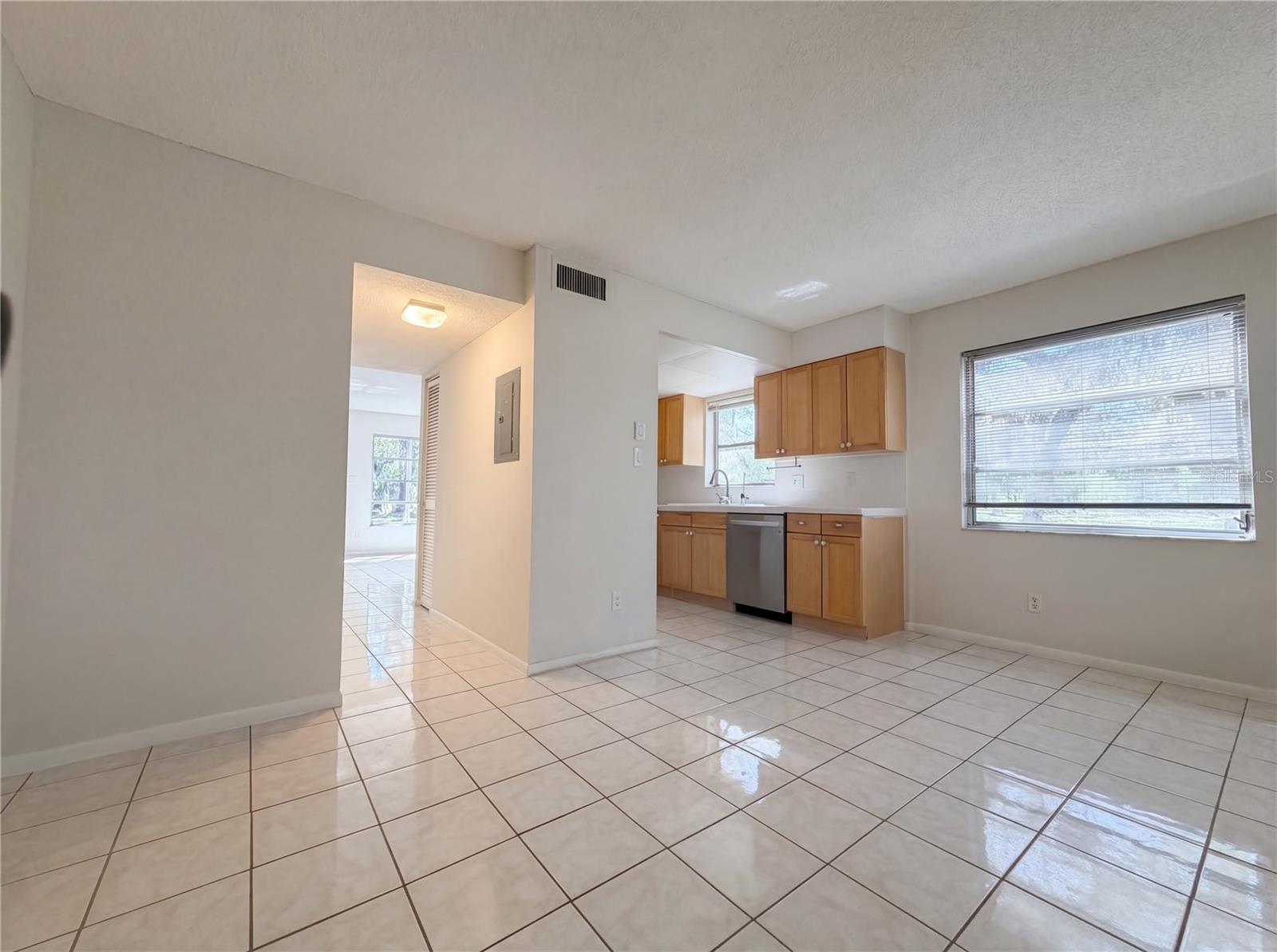 219 AMHERST AVE #105, SARASOTA, FL, 34232