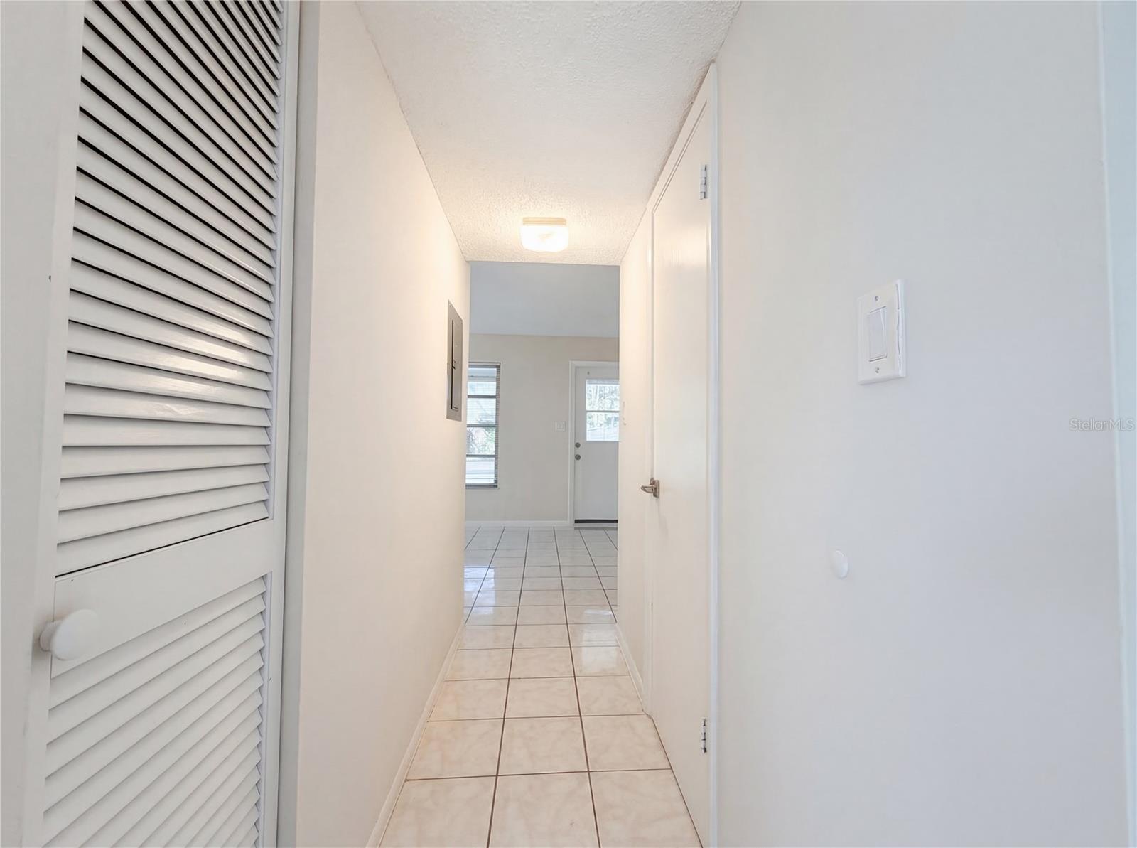 219 AMHERST AVE #105, SARASOTA, FL, 34232