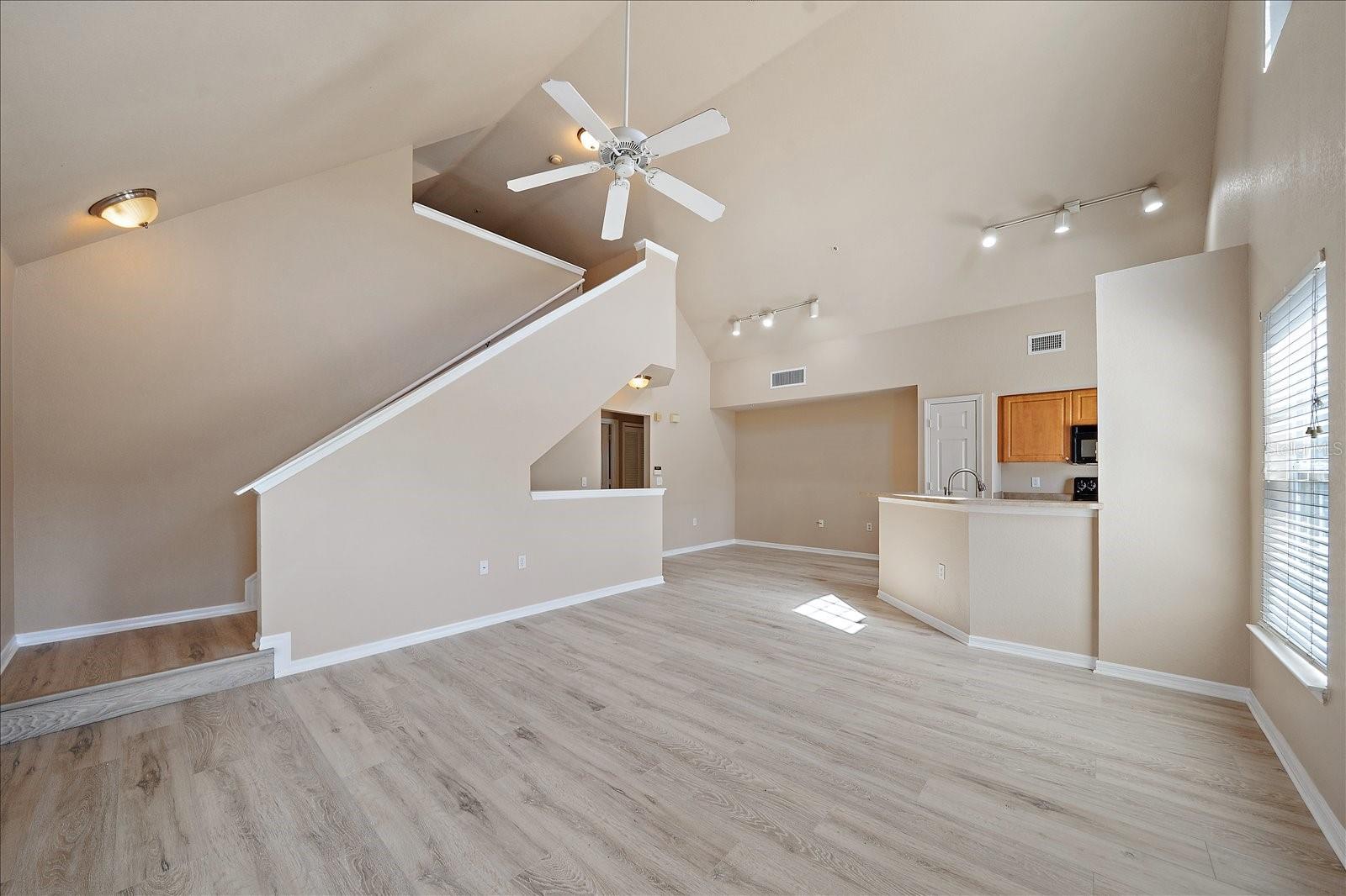 5540 ROSEHILL RD #201, SARASOTA, FL, 34233