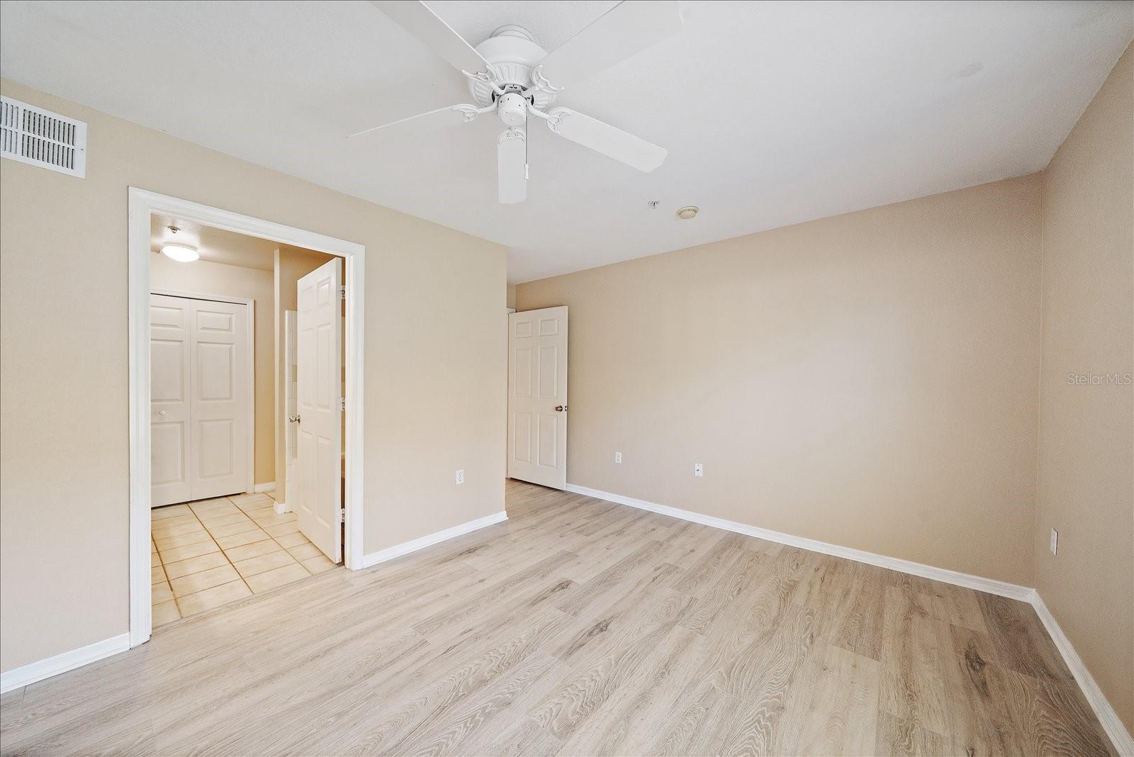 5540 ROSEHILL RD #201, SARASOTA, FL, 34233