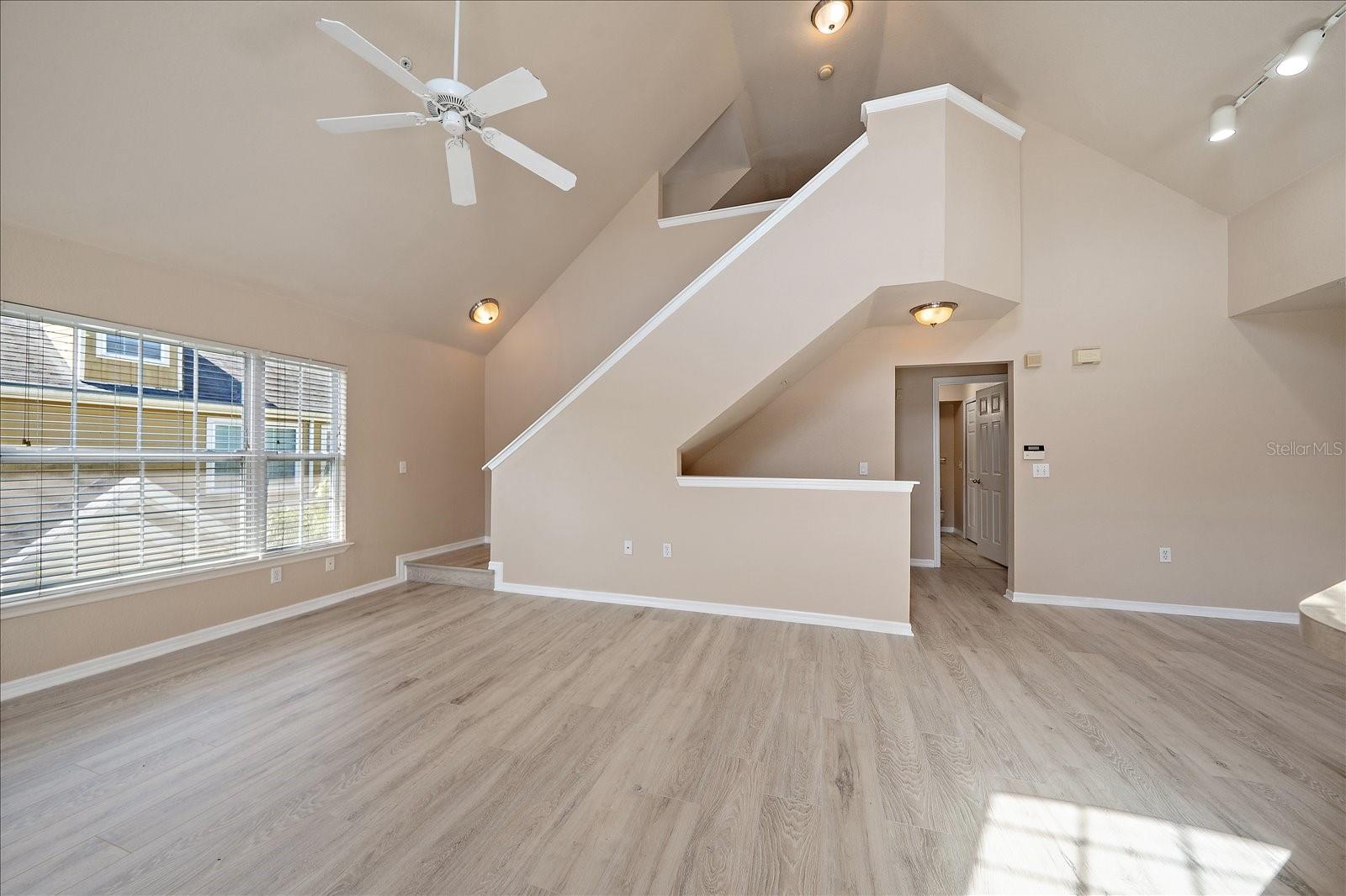 5540 ROSEHILL RD #201, SARASOTA, FL, 34233