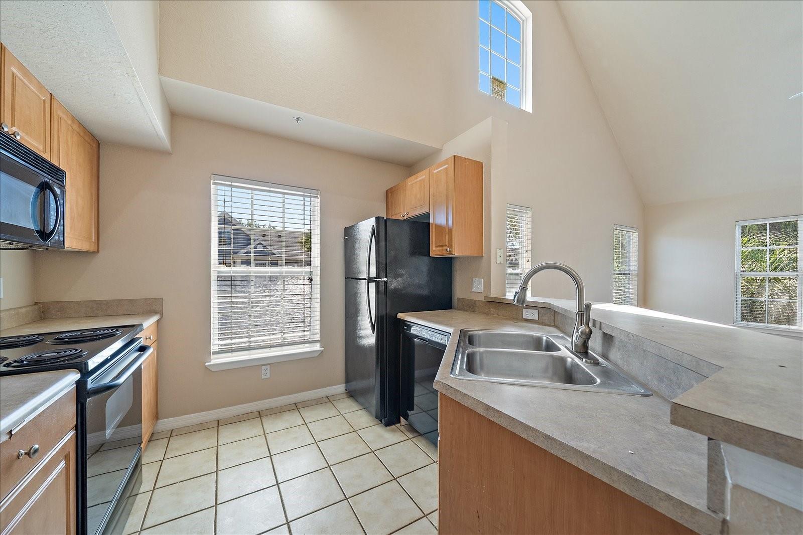 5540 ROSEHILL RD #201, SARASOTA, FL, 34233