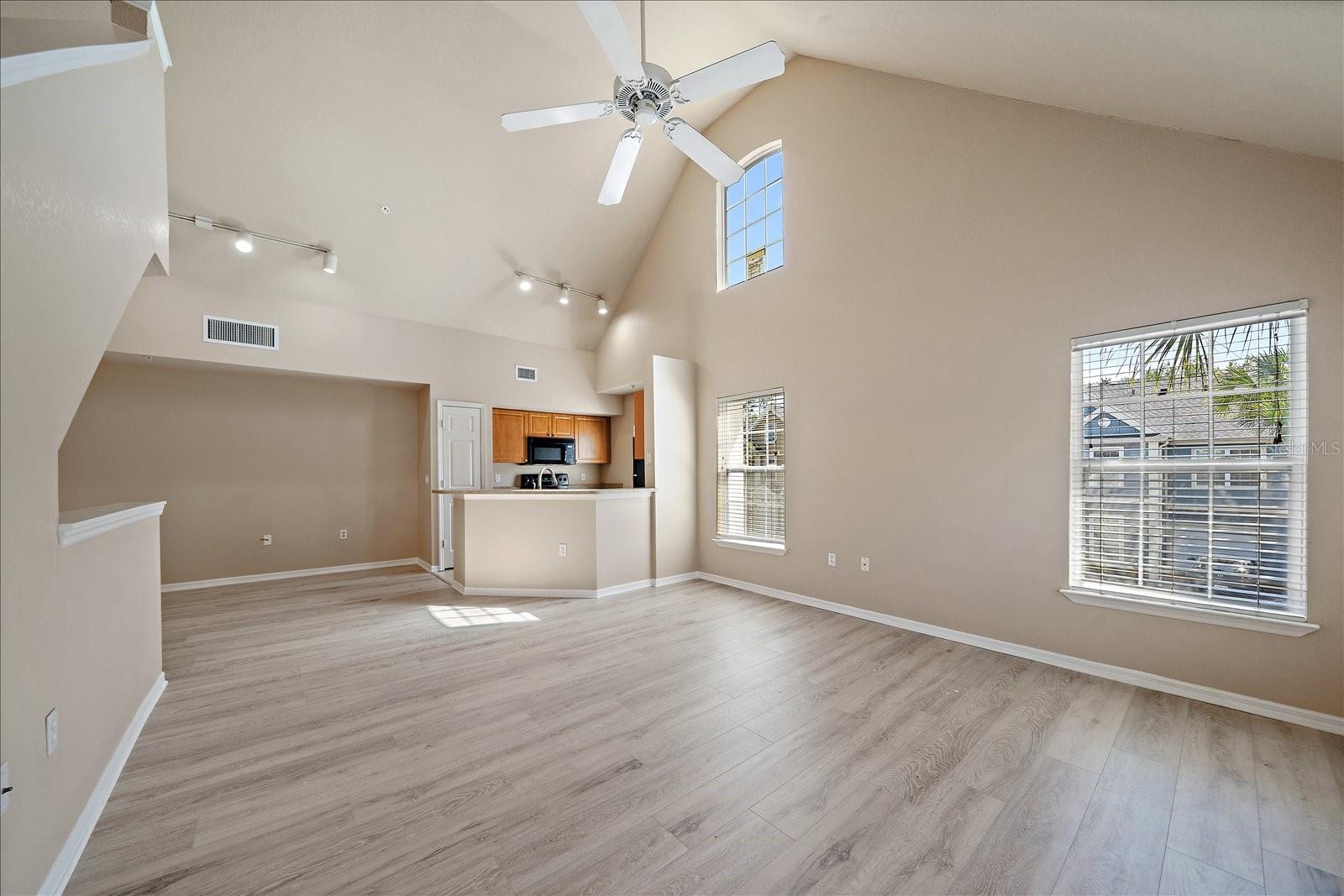 5540 ROSEHILL RD #201, SARASOTA, FL, 34233