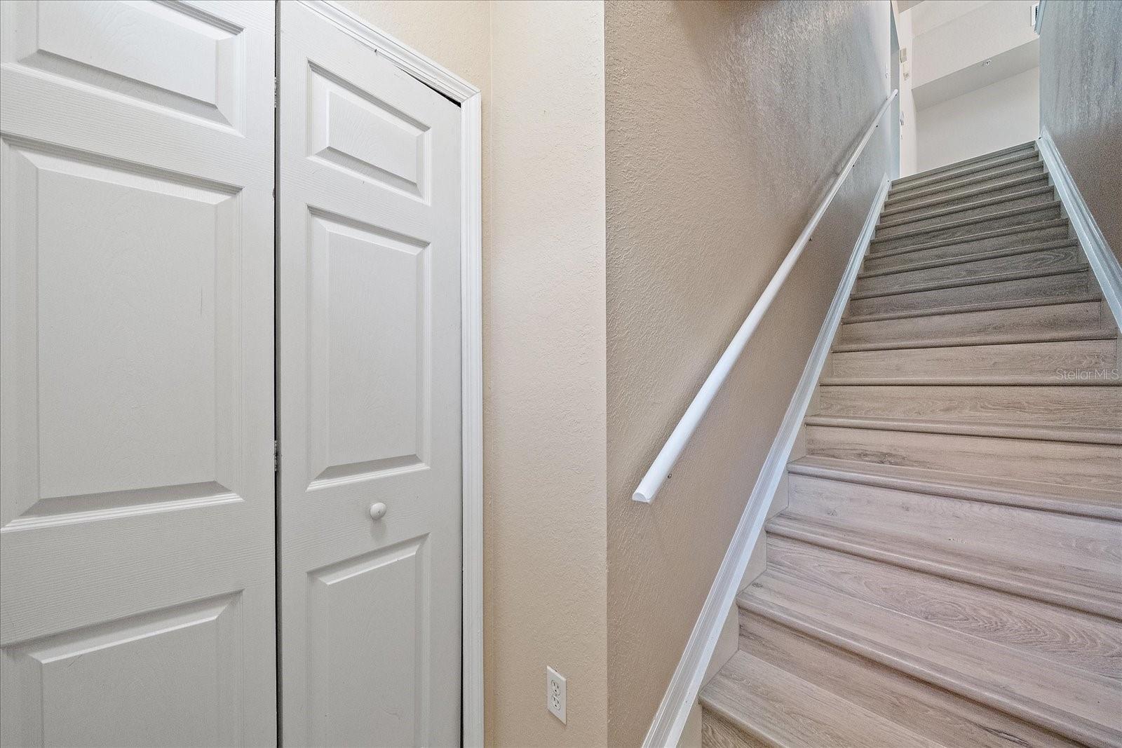 5540 ROSEHILL RD #201, SARASOTA, FL, 34233