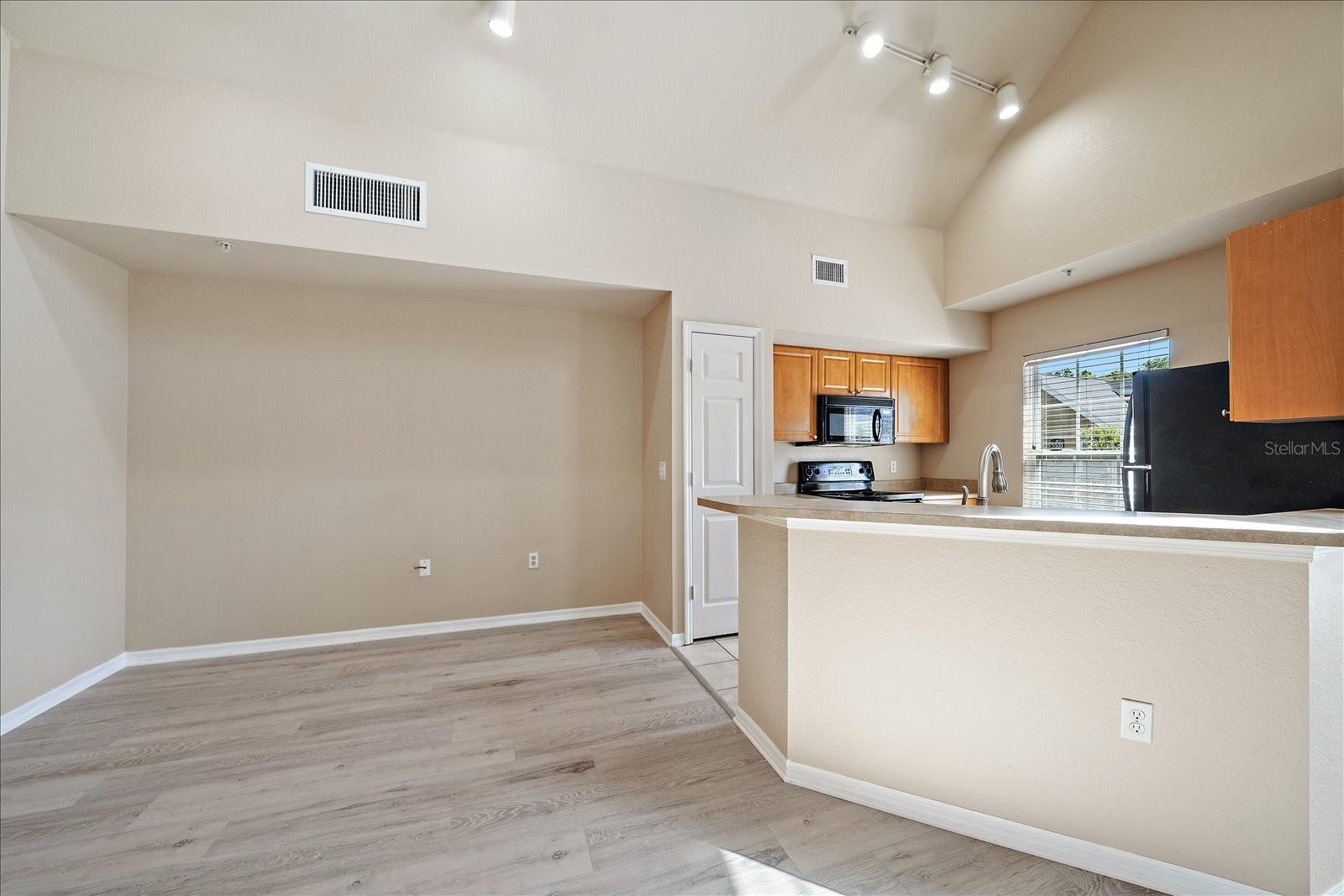 5540 ROSEHILL RD #201, SARASOTA, FL, 34233