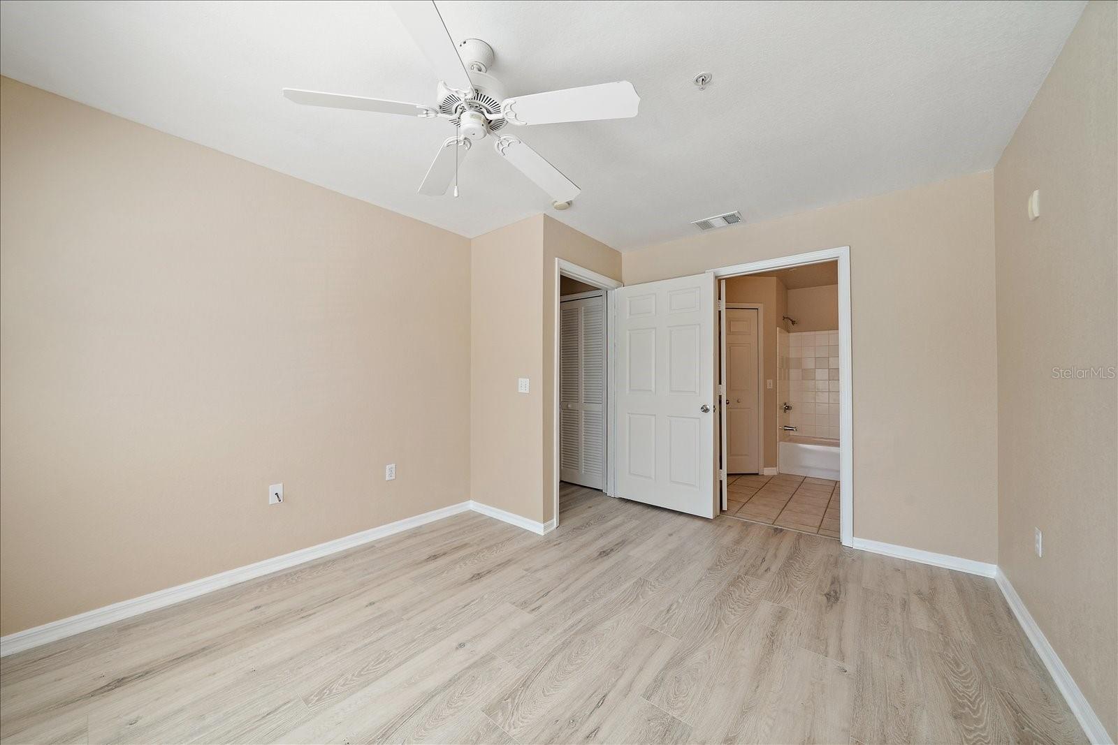 5540 ROSEHILL RD #201, SARASOTA, FL, 34233