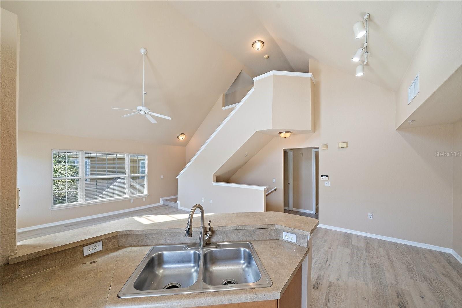 5540 ROSEHILL RD #201, SARASOTA, FL, 34233