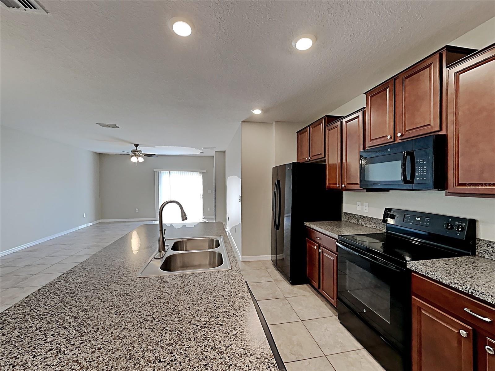15320 BROAD BRUSH DR, RUSKIN, FL, 33573