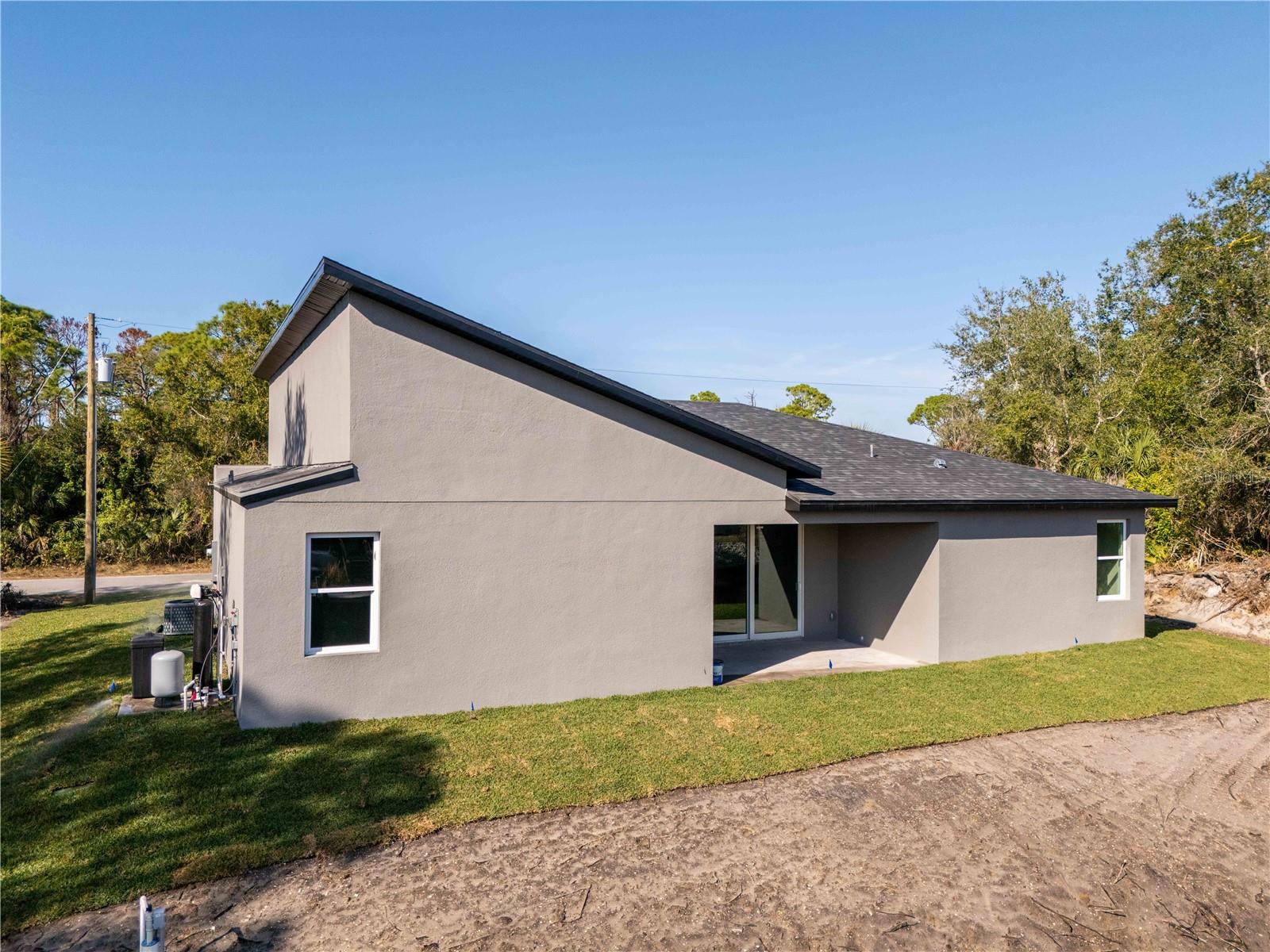 70 MCDILL DR, PORT CHARLOTTE, FL, 33953