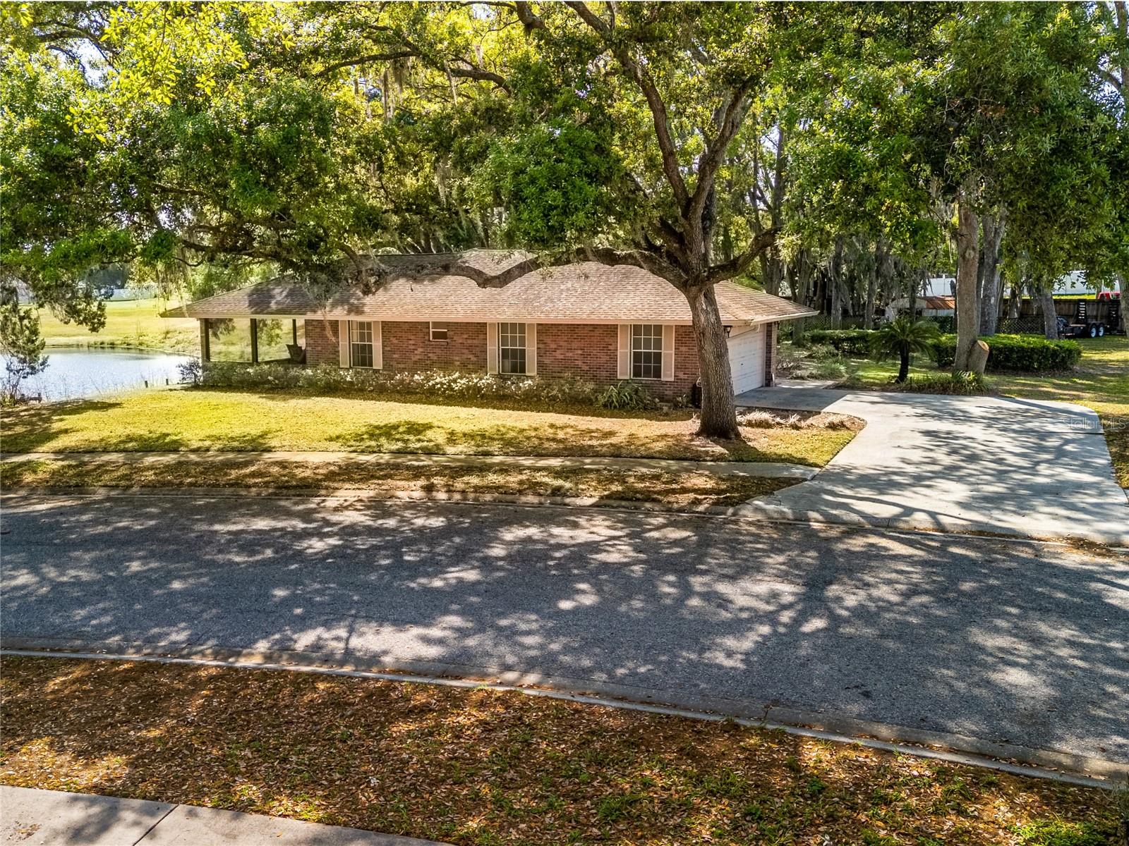 24180 LANDING DR, LUTZ, FL, 33559