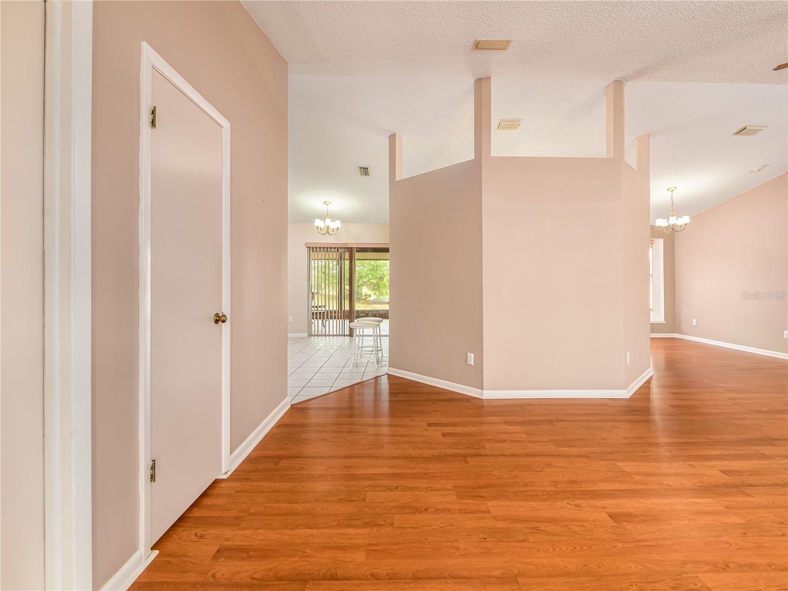 24180 LANDING DR, LUTZ, FL, 33559