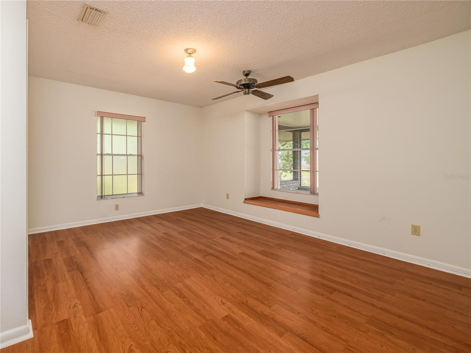 24180 LANDING DR, LUTZ, FL, 33559