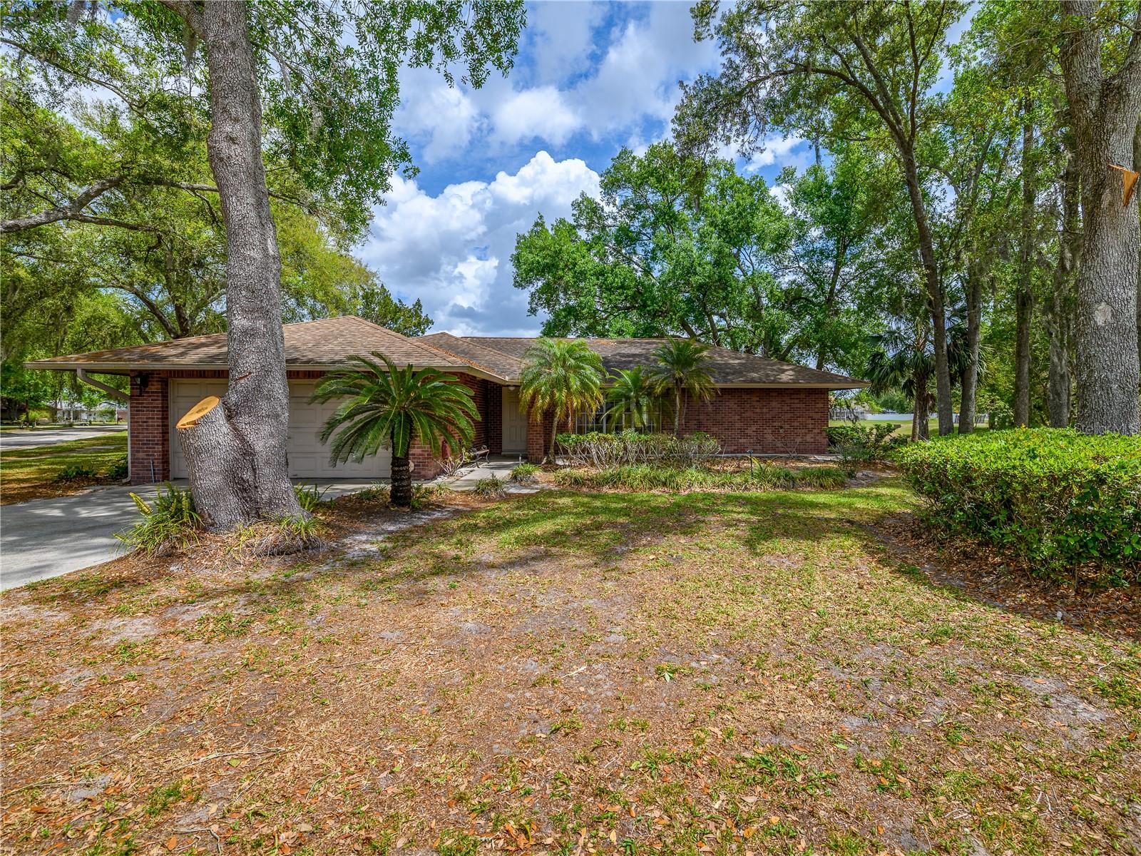 24180 LANDING DR, LUTZ, FL, 33559
