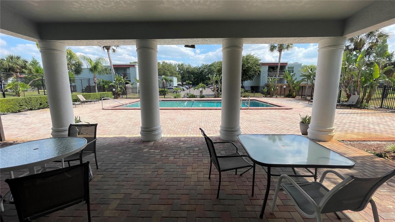 2850 SOMERSET PARK DR #201, TAMPA, FL, 33613