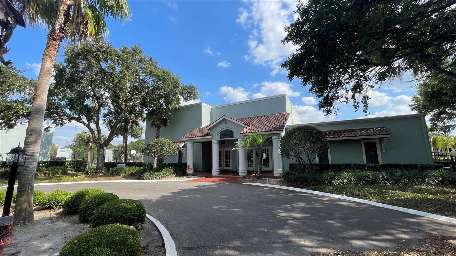 2850 SOMERSET PARK DR #201, TAMPA, FL, 33613