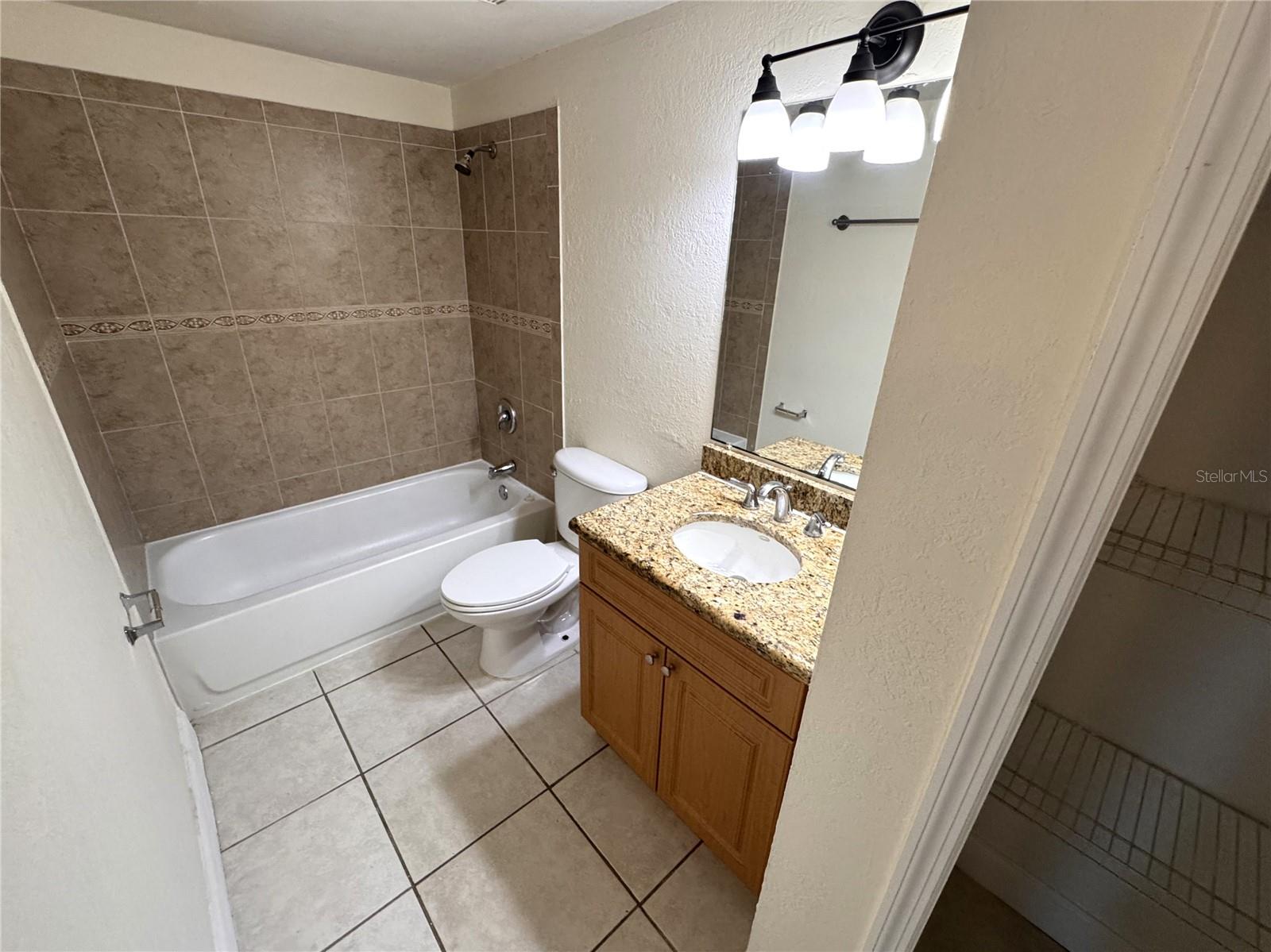 2850 SOMERSET PARK DR #201, TAMPA, FL, 33613