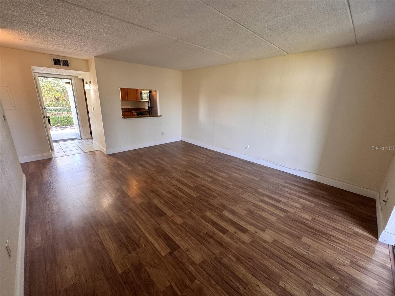 2850 SOMERSET PARK DR #201, TAMPA, FL, 33613