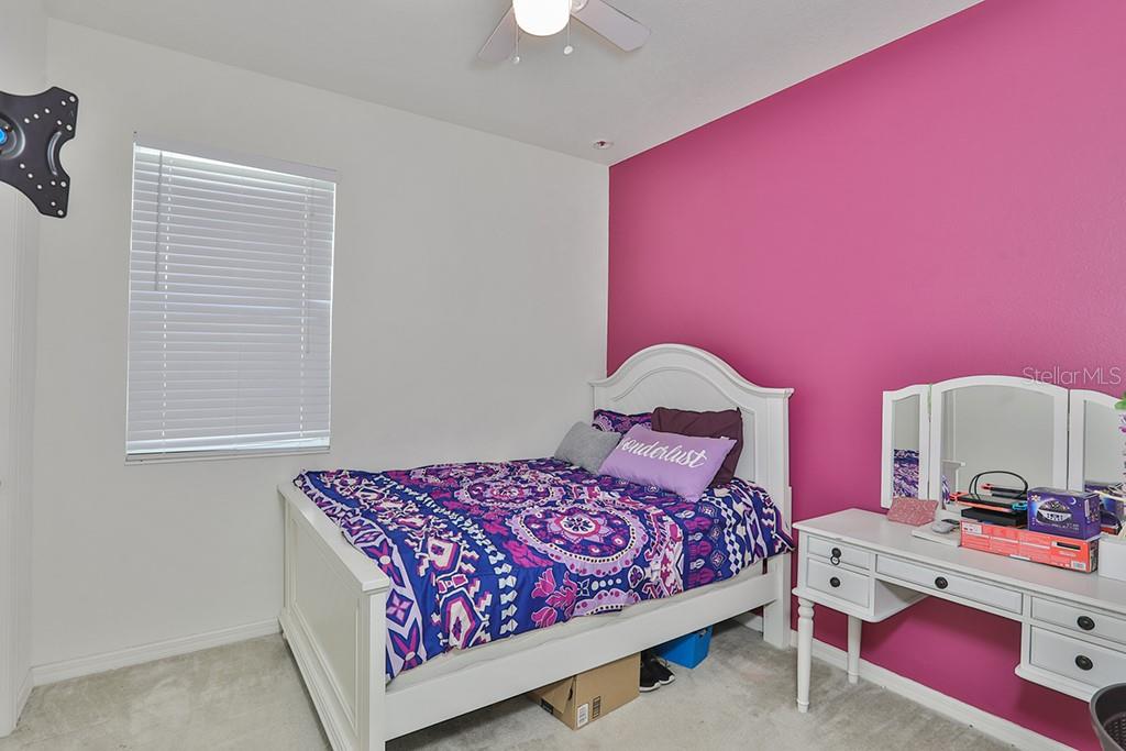 10546 MEDFORD LAKE DR, RIVERVIEW, FL, 33578